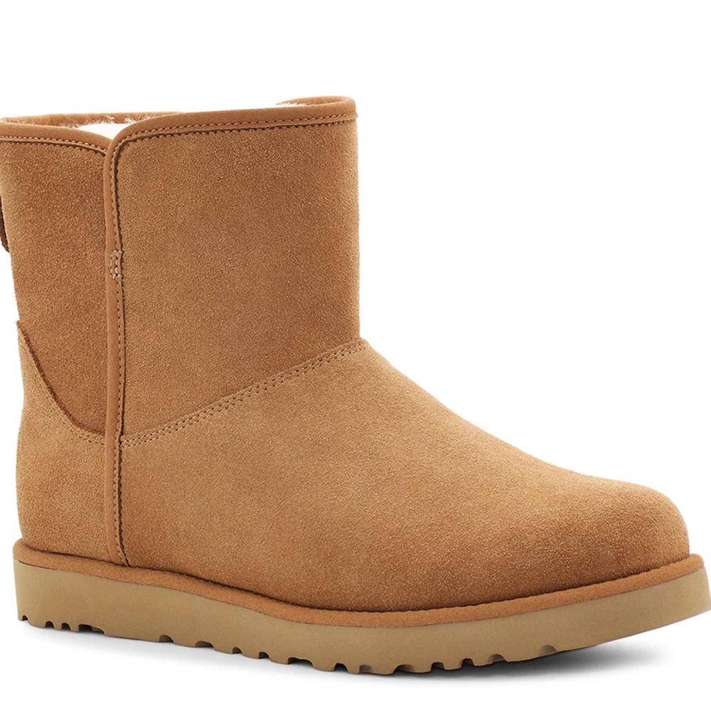 Kristin chestnut wedge UGG boot size 7
